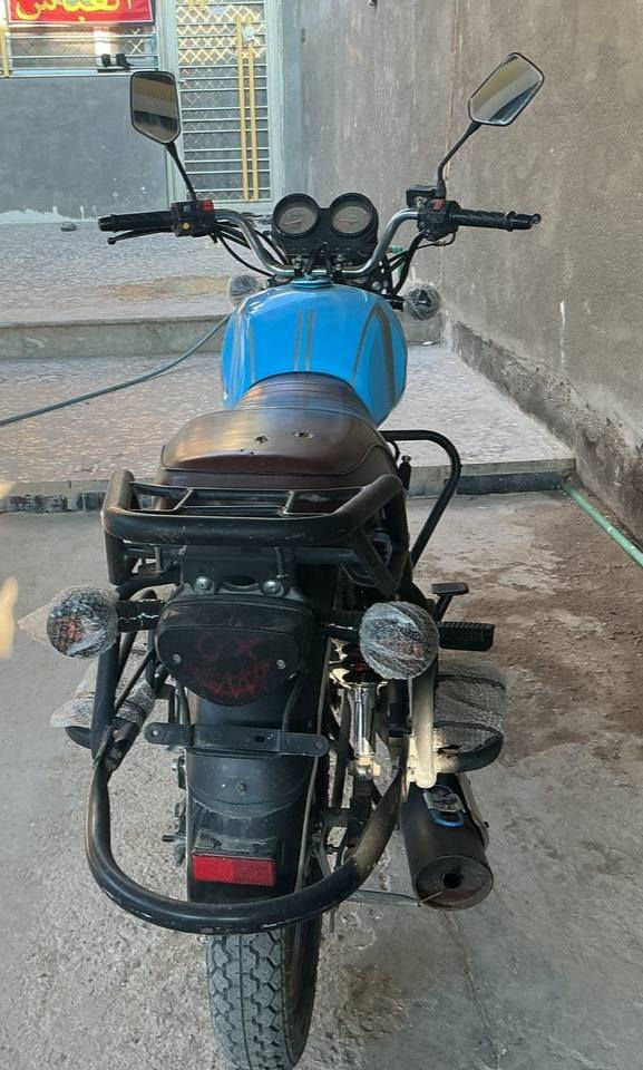 .
دراجة دايون نفخ مديل 23 طالعة ب 24 اوراق كاملة دراجة برغي مل مفتوح بيها فقط وحدة من الصرات هي بيها صرتين وحدة منهن سولكت ف لغيتها بعجينة مثل ما موضع بالصورة اني دراجة ما ذب عليه ربع دينار غير البانزين والدهون سعرها  مليون و700

 وبيها مجال مكينة 150

مكاني كربلاء طريق النجف قرب جامعة العميد
رقمي ***********
