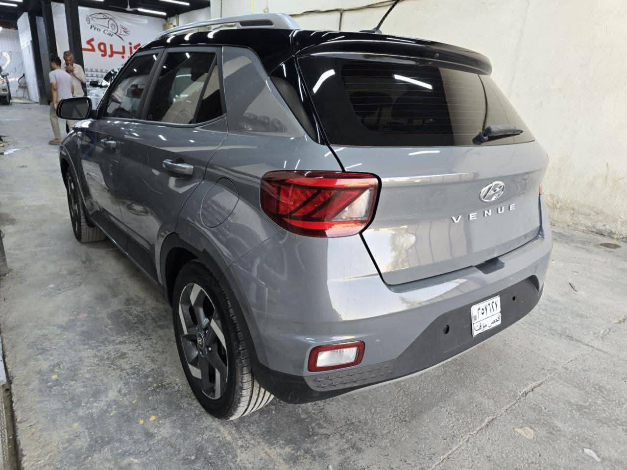 السعر132 وبيها مجال
السلام عليكم فينو اسمنتي تو كلر
 موديل ٢٣ بدون رقم
السياره بدون صبغ ولا قطعه وبدون ايرباك كله سليمه حادثه موضح بصوره  السعر 135وبيه مجال بسيط 
مكاني بابل مركز شارع 60 
***********
***********
