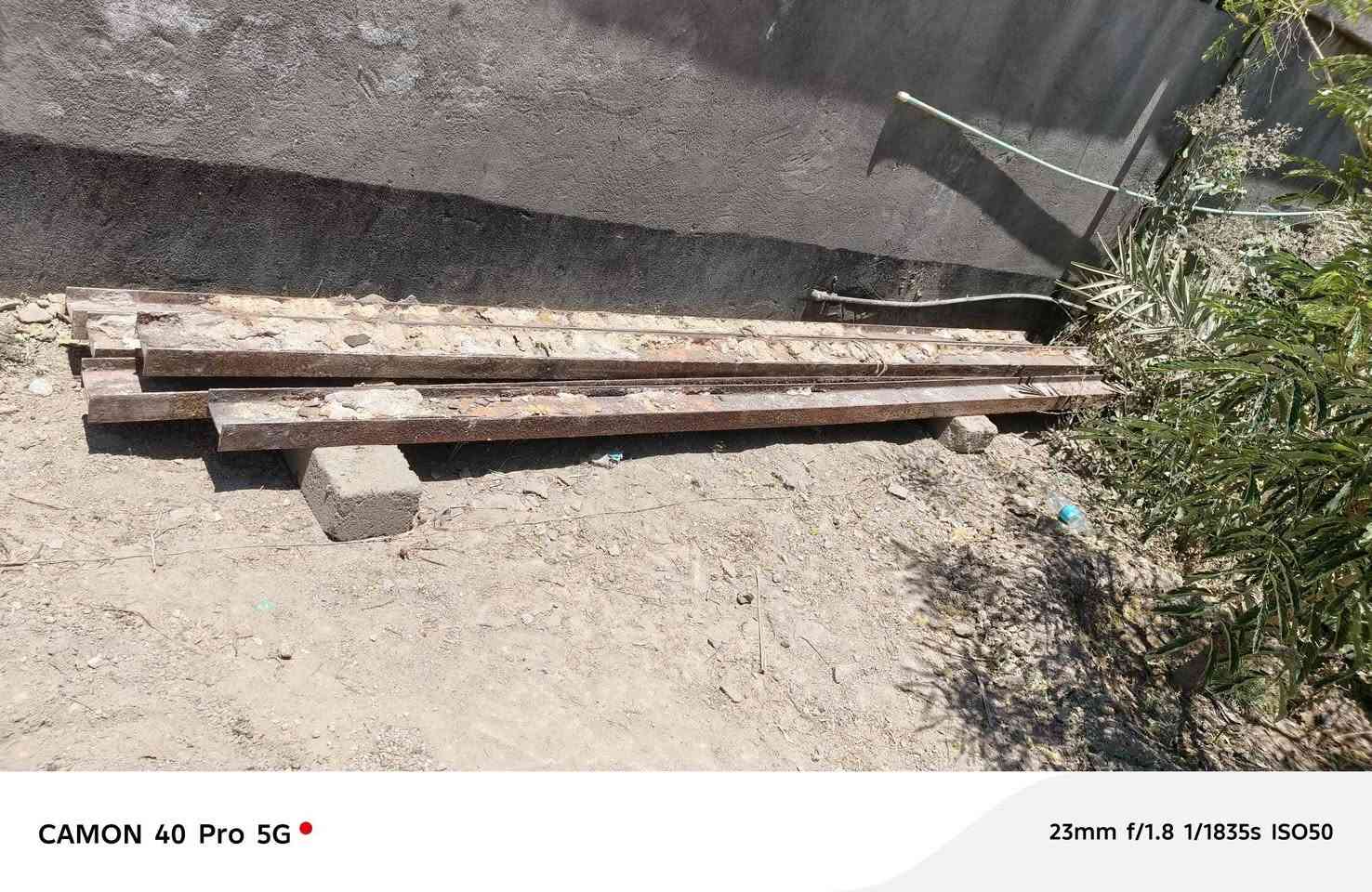 يتوفر شيلمان للبيع خمس قطع القطعه 5 امتار
السعر 225 الف وبيهن مجال للشراي. الموشراي لايتصل
العنوان قضاء المدينه بني منصور ابو غريب 
هاتف ***********
