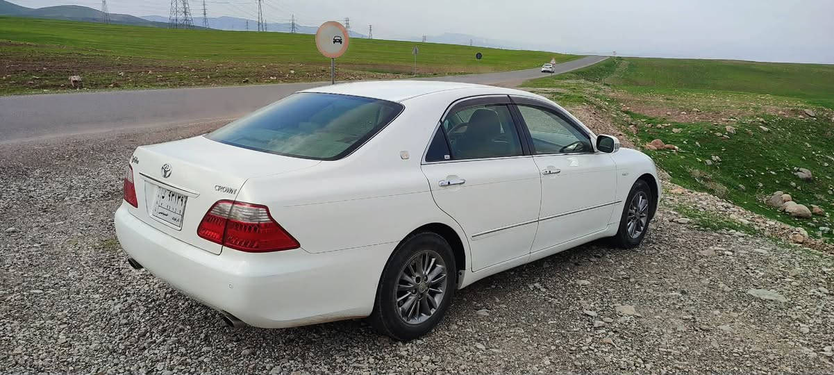 ٢٠٠٨ ساج مەلەکی گەورە بەبجوک ٣ دوگمە نمونە لەجوانی ***********  ***********

نرخ،86$کەمێ مجال حلبجة, السليمانية
