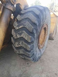 زوج تاير حجم 85 حجم 23ونص 07810199115.   ‏‪0771 474 3878‬‏