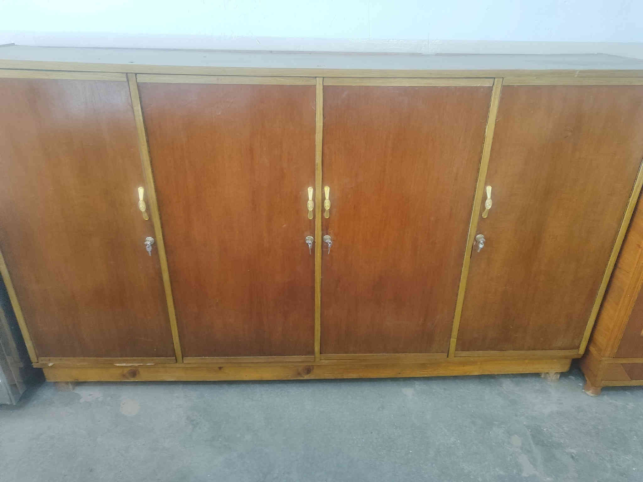 وجبه جديده للبيع المواد المنزلية المستخدمة
(البالة) الكاونترات بسعر جمله واليريد فصال هم موجود ( البيع نقد او اقصاد ) محلات (ليث ال سطام) 
ناحية الشورة بالقرب من خزان الماء  الرقم ***********
