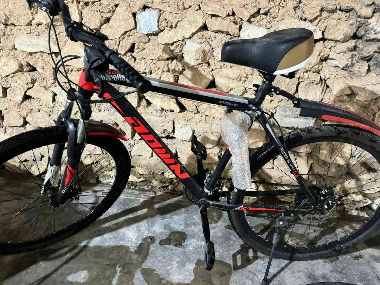 السلام عليكم
بايسكل جديد للبيع ١٥٠ الف المكان بني داهر


**إذا كنت صاحب هذا الإعلان وتريد حذفه لأي سبب، رجاءا أرسل رسالة إلى الدعم الفني**