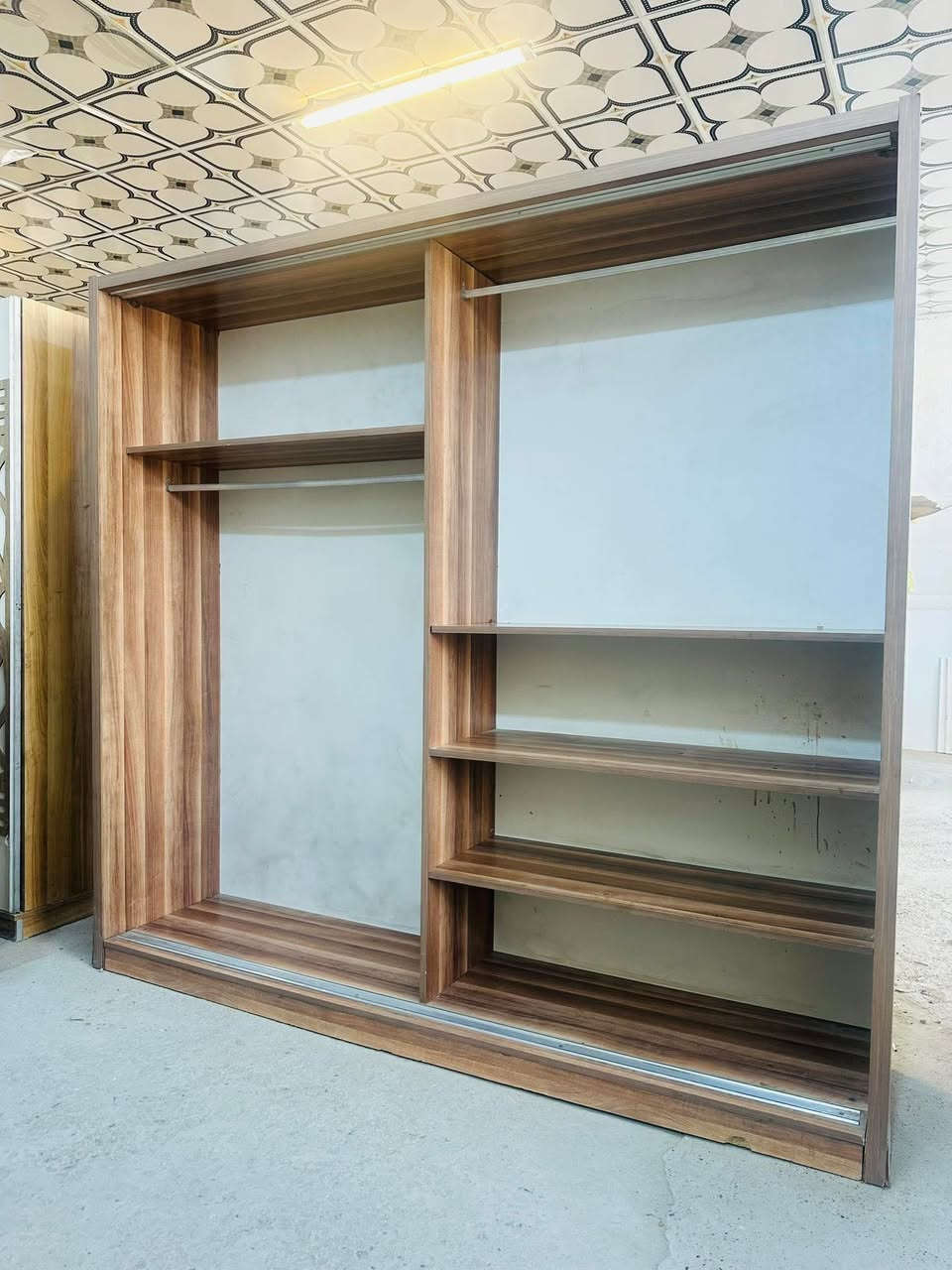 ٣٥٠ واصل شد ونقل


**إذا كنت صاحب هذا الإعلان وتريد حذفه لأي سبب، رجاءا أرسل رسالة إلى الدعم الفني**