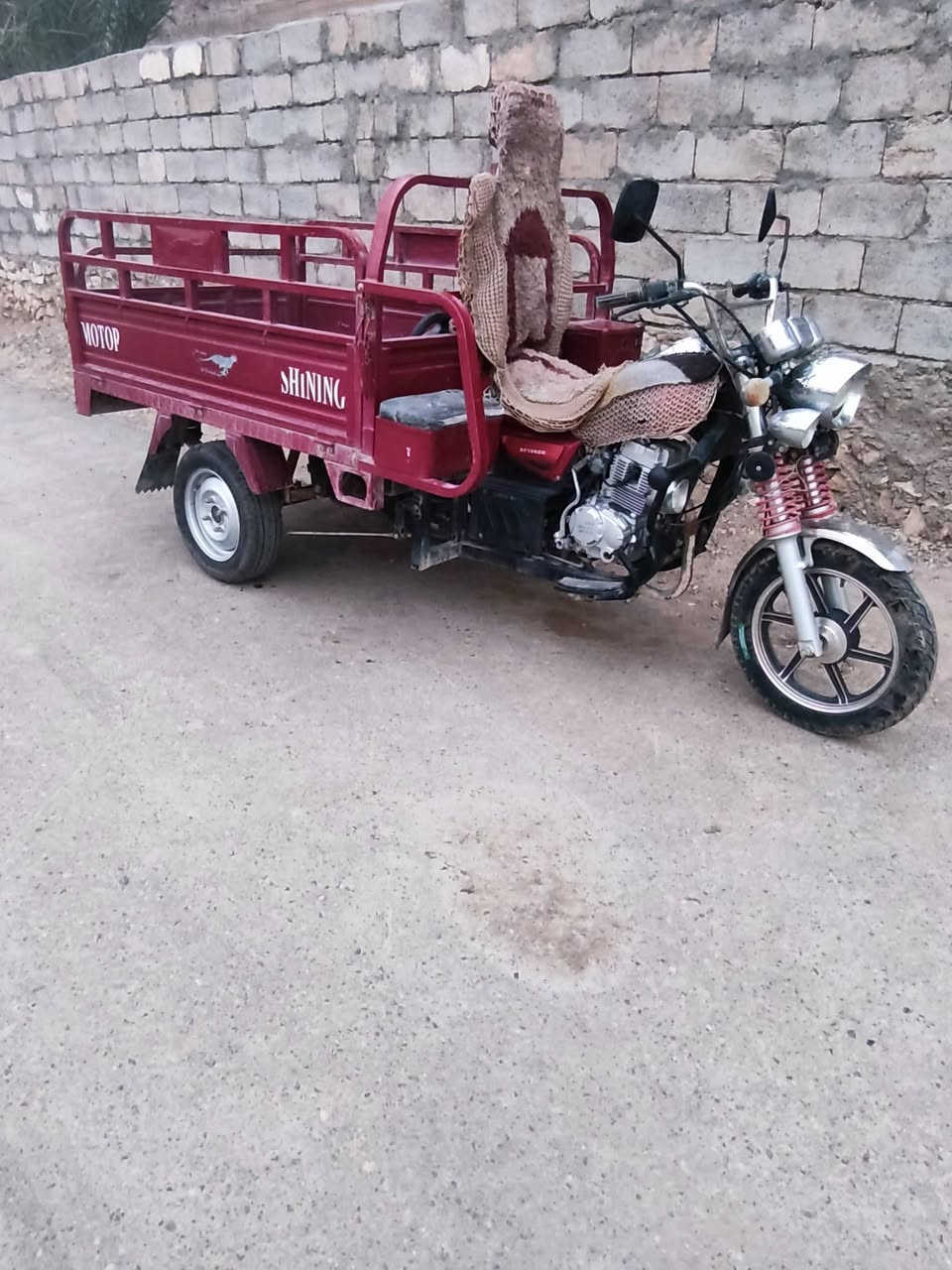 سلام عليكم ستوته لبيع مكمركه محمد مزهر ما بيها اي نقص   موديل 23 سعر ثنين ونص رقم ***********
