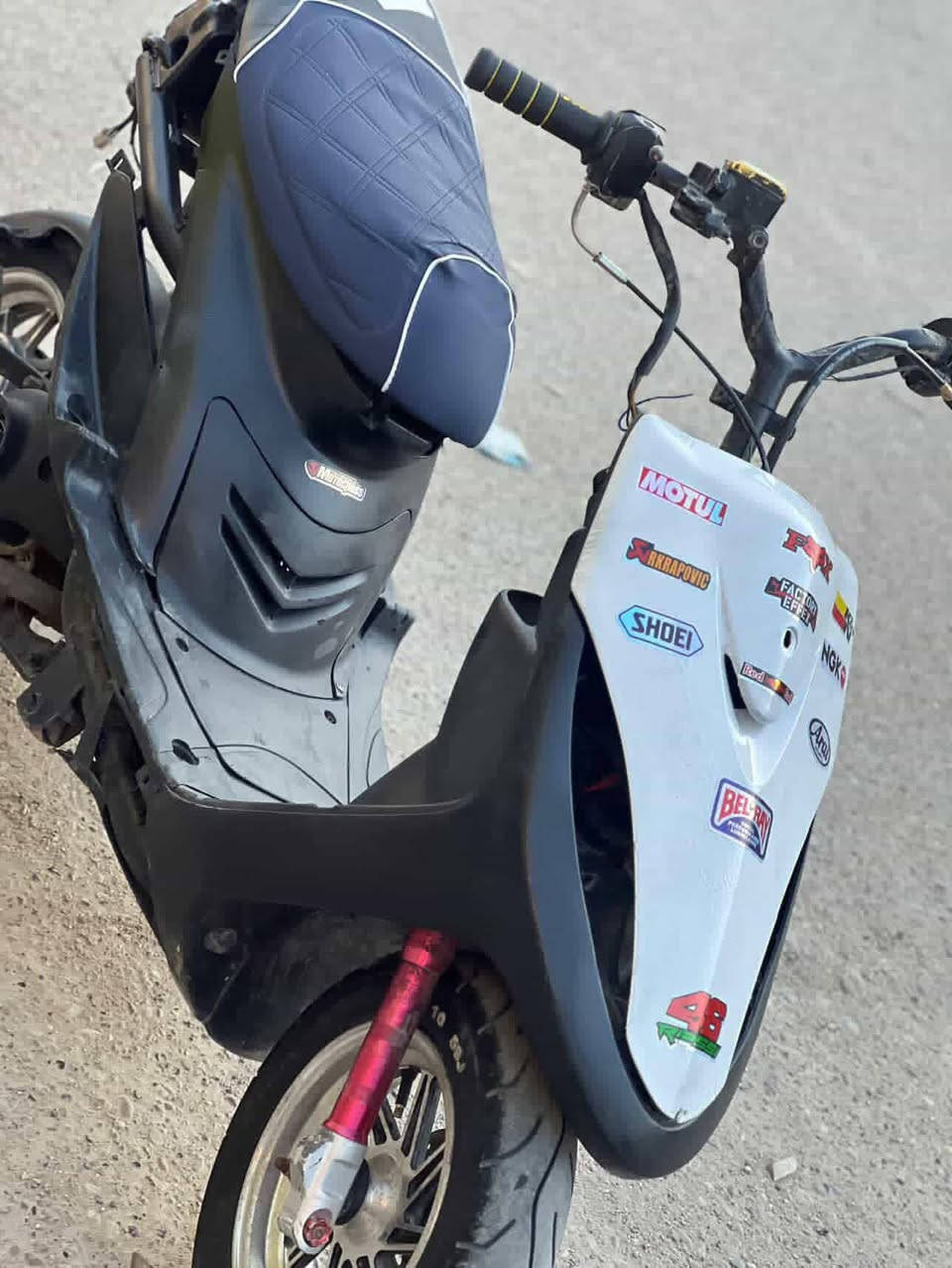 سلام عليكم ماكس مال لعب سعر 450 وبيه مجال قليل  مجفته جديد 49 شلعه ومعدل ودراجه خير من الله  بيه صالنصه FM ووياله  وصدر امامي وتعلا مال دبل خلفي يعني دراجه مقفله بس شغل وطلع تشتغل سلف وهندر مكاني بغداد عويريج مقابيل مخابز باب الاغاء تواصل ***********
