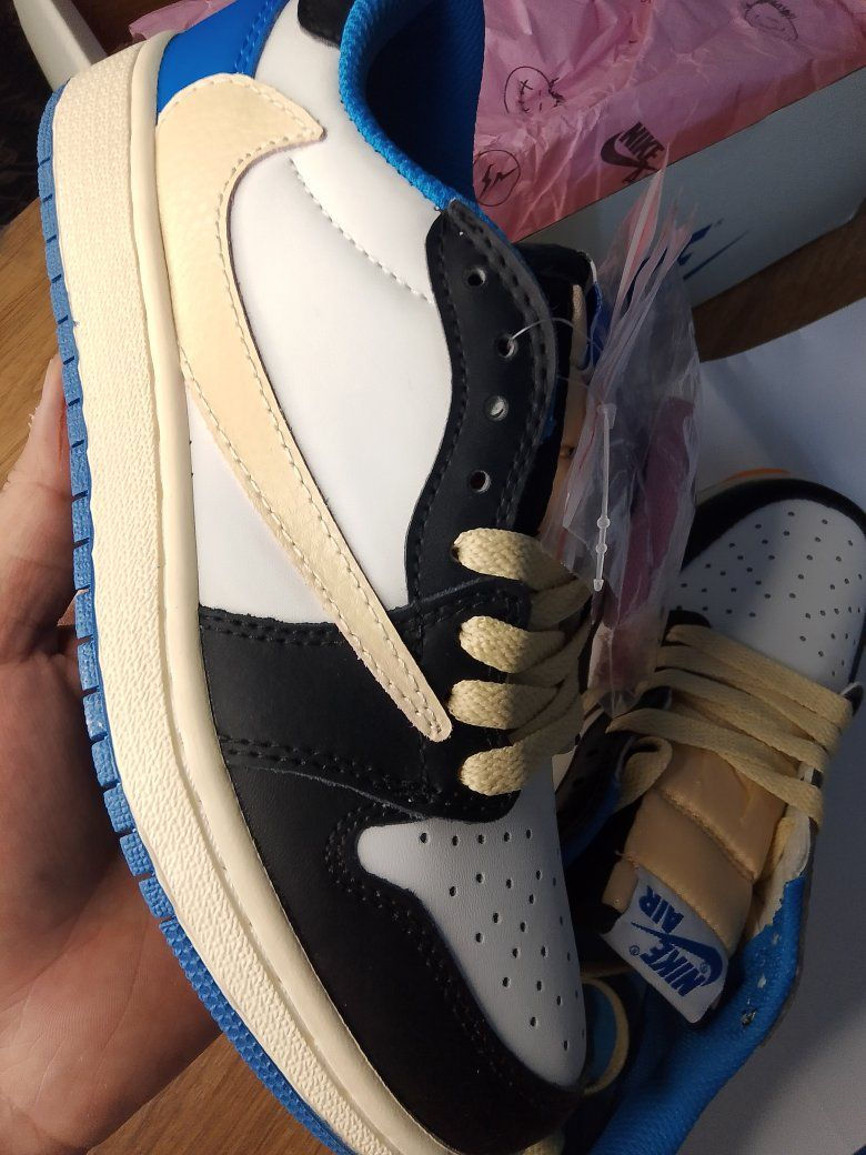 حذاء فول الفول كل التفاصيل بالصور 
السعر 30مع التوصيل للحجز خاص 
قطعه واحده فقط


**إذا كنت صاحب هذا الإعلان وتريد حذفه لأي سبب، رجاءا أرسل رسالة إلى الدعم الفني**