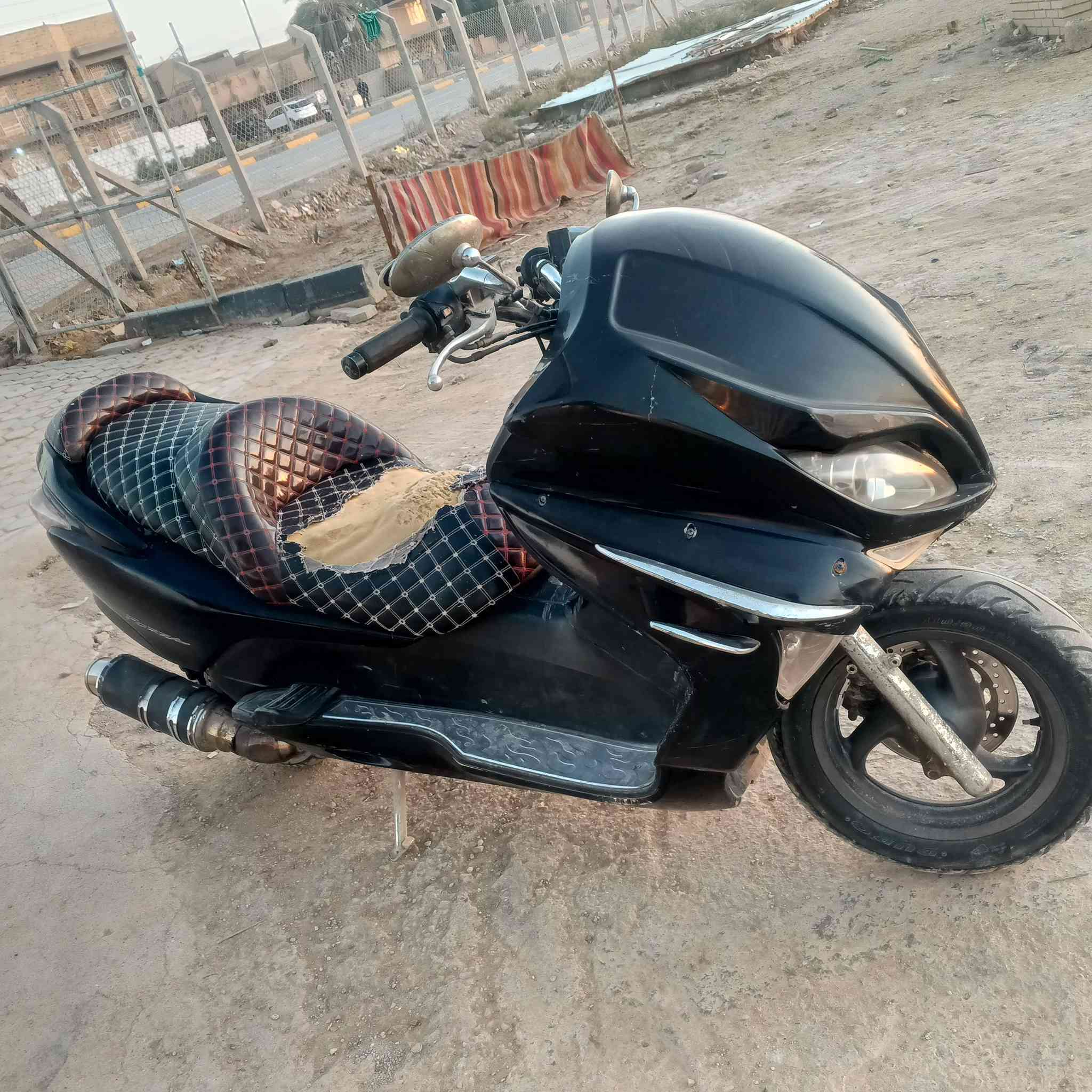 09للبيع السعر 800قفل ***********
