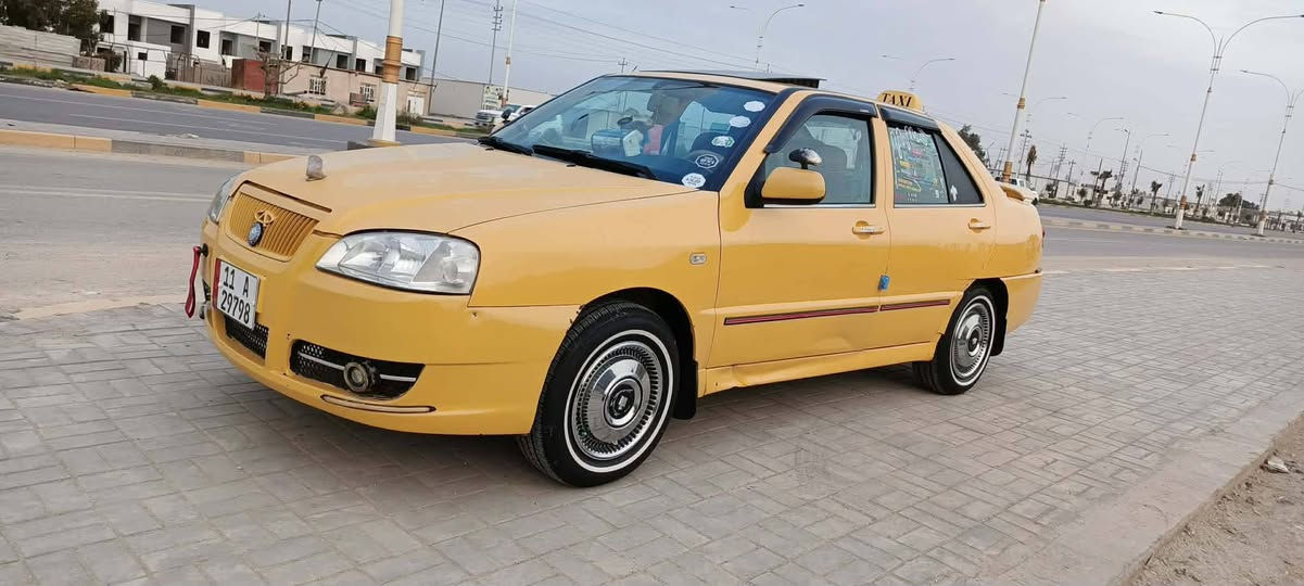 سلام عليكم ..سياره شيري كوين موديل 2011 مكفوله كفاله عامه لا ضربه ولا عيب شرعي كير عادي مكينه لا تنغيص ولا تبخير ولا مفتوحه ابلاد سياره على وضع الشريكه ما محور حره تبريد شغال حداديه 100/100 تواير جديد كهربايات شغاله سياره ما تخسر شي عليها اطلع اتراي مداور ثاني يوم رقم انكليزي مشروع وطني جوال ....الشراي ***********
