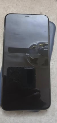 اذا اكو مراوس السلام عليكم ١١برو ماكس ٢٥٦ بطاريه ٨٠ مامبدل بي كلشي على...