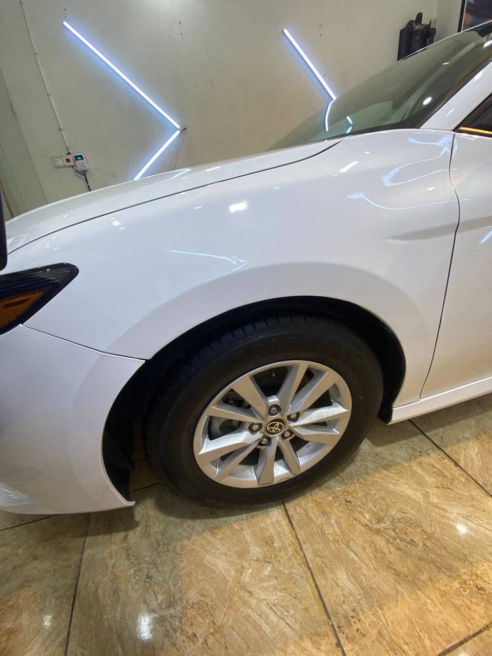 للبيع كامري موديل 2025 سياره حلوه حادثة حلوه بسيط سياره فول عده فتحه مكان سياره بغداد رايدهه 235 بيهه مجال شراي يتصل ***********
