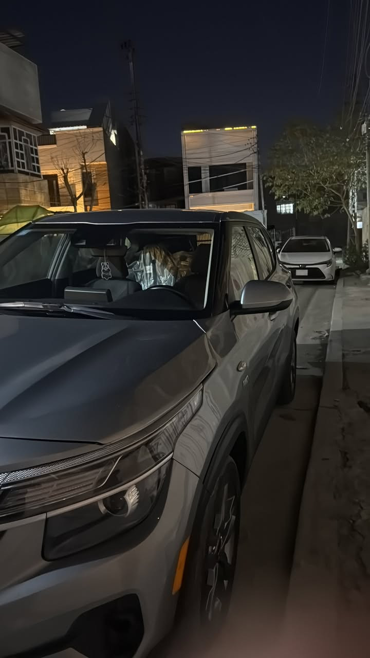 السلام عليكم ورحمة الله وبركاته 
السعر 145 ورقه
***********
كيا سيلتوس 2022
حادث جاملغ وحافت البنيد بدون دواخل 
السيارة جديدة جداً 
المكان بغداد شهداء البياع
