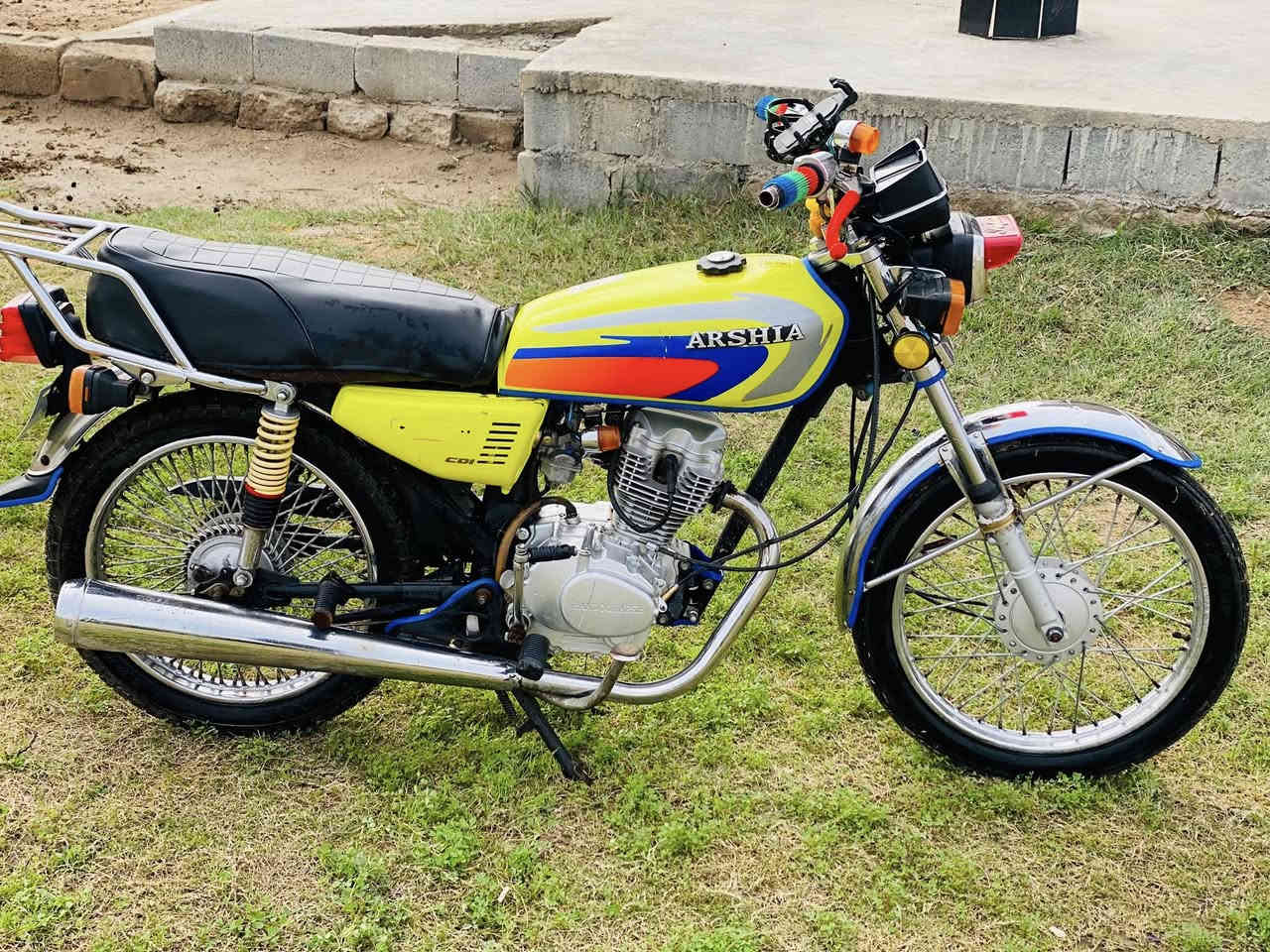 سلام عليكم شباب دراجه لبيع دراجه ايران ارشه اربه كير موديل (20023)السعر550 اوراق اصولي وبيه مجال لشراي لي حاب يتصل ع هاذ الرقم *********** 📞 مكاني بابل الاسكندريه قرب الدله
 دراجه  نضيفه حيل كله شغال من  بك لايت وشاير ولايت الدراجه ما بيه نقوصات ابد
