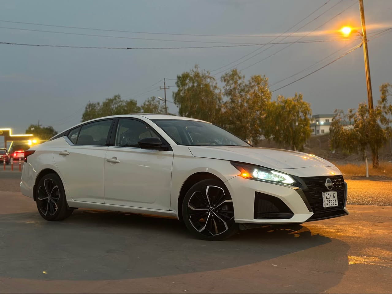 Nissan Altima 2024 SR+
السعر_175$

1N4BL4CW2RN393755

سقف سلايد 

كشنات كهربائية 

كشنات هيتر 

كشنات جلد 

رادارات امامية و خلفية 

شفتات ستيرن 

تشغيل عن بعد 
بصمة ابواب 

شاشة جبيرة 

AWD السيارة فور ويل 

الحادث جاملخ امامي مبدل بدون دواخل و بدون ايرباك 
و بيها باب خلف السكن صبغ ثخين بدون حادث و بدون تبديل 

*********** كركوك, العراق
