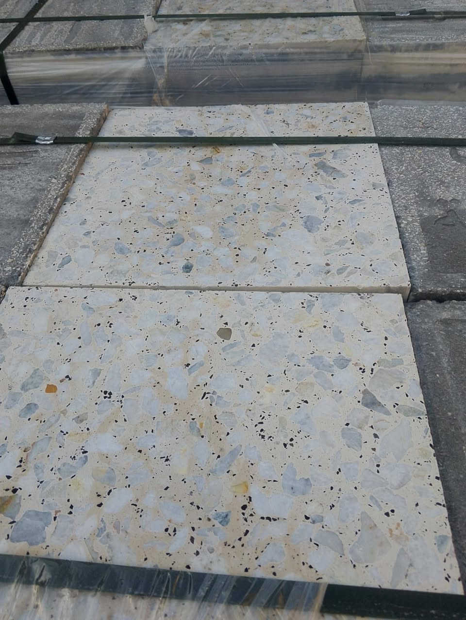 يوجد لدينا
#كاشي،عراقي موزاييك سعر المتر٧ونص واصل للبيت
يوجد لدينا 
      #كاشي،مطعم بل مرمر سعر المتر ١١ونص واصل للبيت
يوجد لدينا #شتايكر بانسب الاسعار مع التوصيل 
يوجد لدينا #لاينات،#بايات,#بورسلين،#كاشي #سليمانيه

↖️بانسب الاسعار 
رقم الهاتف 
📞***********
***********
