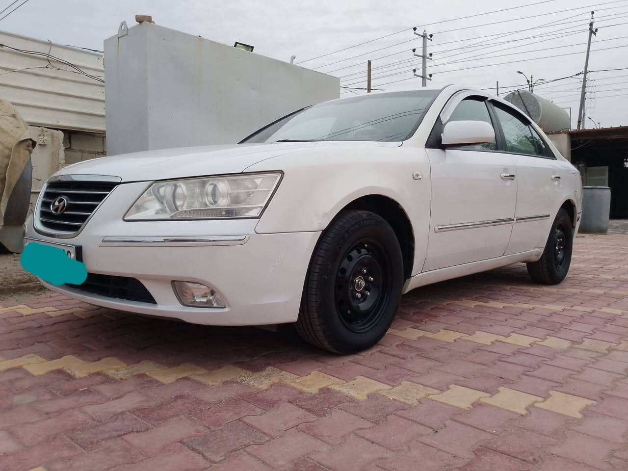 السلام عليكم سوناته موديل ٢٠١٠ ادوات ادوات  سياره كارتون سياره جاهزه من كلشي اي نقص مابيهة تخم  تاير جديد حداديه خلفي امامي جديد كل كهربائيّات شغاله تبريد تتفئه شغال مكينه وكير بل كارتون غاز بلادي سياره كصه جنطه ترايك وين ميعجبك  سياره مال جناي  عنواني بغداد السعر ٥٠ التصال ***********
