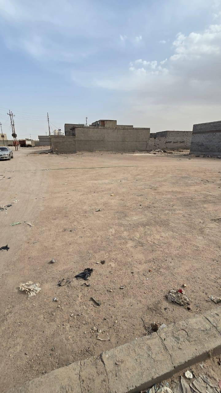 سلام عليكم
3قطع للبيع مساحه القطعه 200متر اذا كلهن 600متر سعر القطعه الواحده 12مليون وبيها مجال العنوان بصرة زبير حي الشيوخ مقابيل حي القائد قرب بيت عباس ماهر مكلف بلنشر رقم الهاتف ***********
