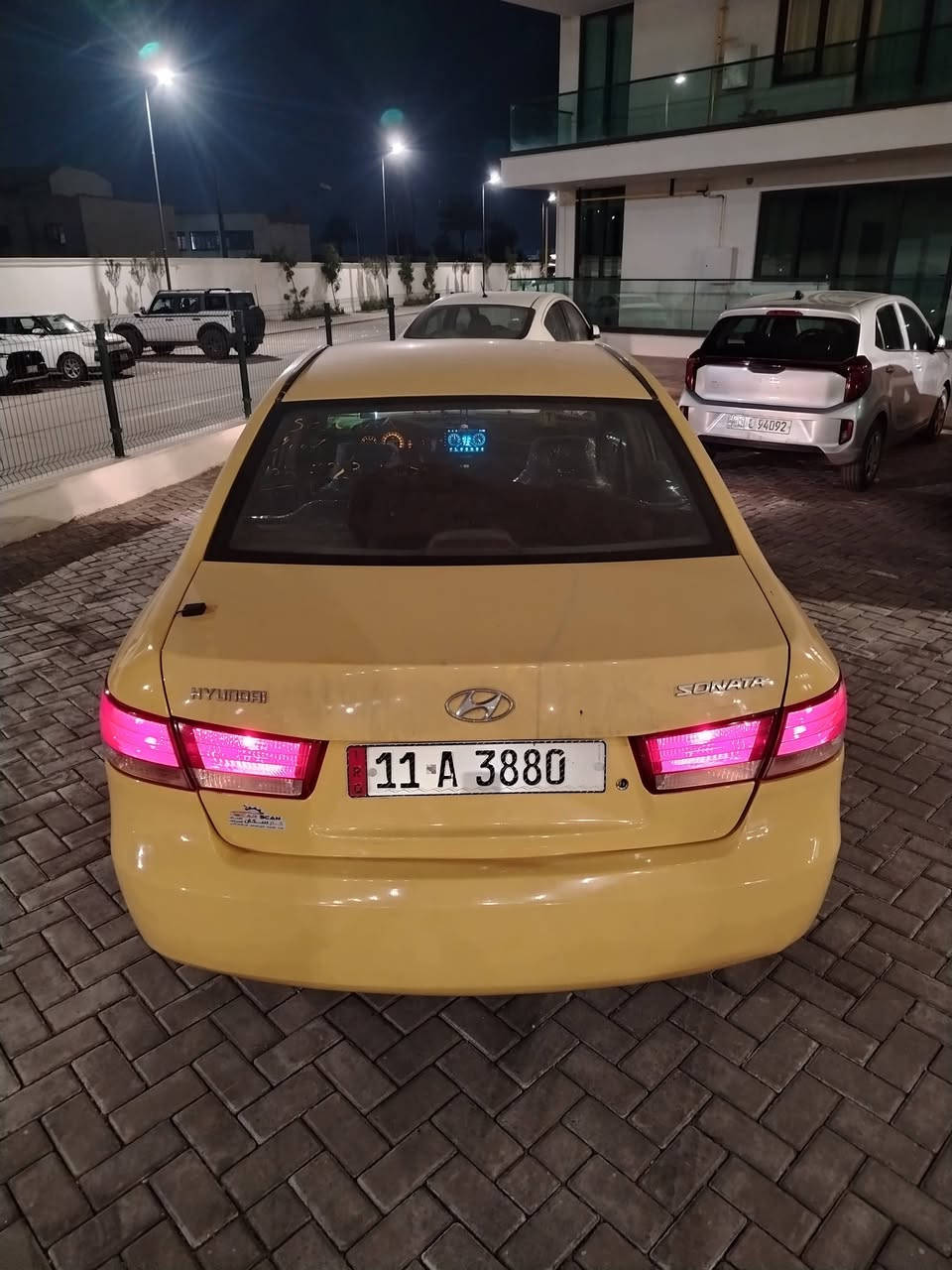 سلام عليكم سوناتا ٢٠٠٧ كوريه مبدل جاملغ امامي يسره فقط بدون اي دواخل مكينه ٢٠٠٠ كير عادي بيه نقص دبلات اماميه والتبريد بي ليك تخم تاير منضومه بازين جديده سنويه وهزه جديده مدوشمه سياره خير من الله الصبغه مالته جديده باسمي مكاني بغداد عارضه ٨٣ ويه مجال وكلشي اكو ب السوك ***********
