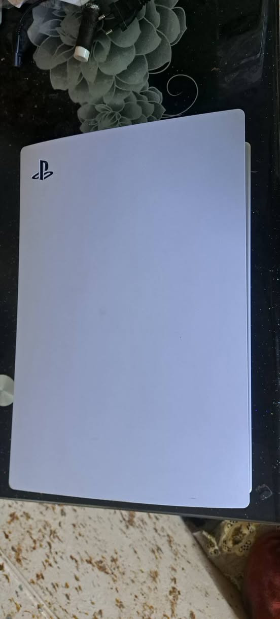 السلام عليكم تحية طيبة للجميع متاح ps5 مهكر مع جوستك أصلية تحديث 9.60 التهكيره مستقره الجهاز نظيف وبيه 6 ألعاب وكلها شغالة على الهارد الداخلي بس شغل والعب سعره 700 ألف مكاني موصل وما عندي توصيل


**إذا كنت صاحب هذا الإعلان وتريد حذفه لأي سبب، رجاءا أرسل رسالة إلى الدعم الفني**