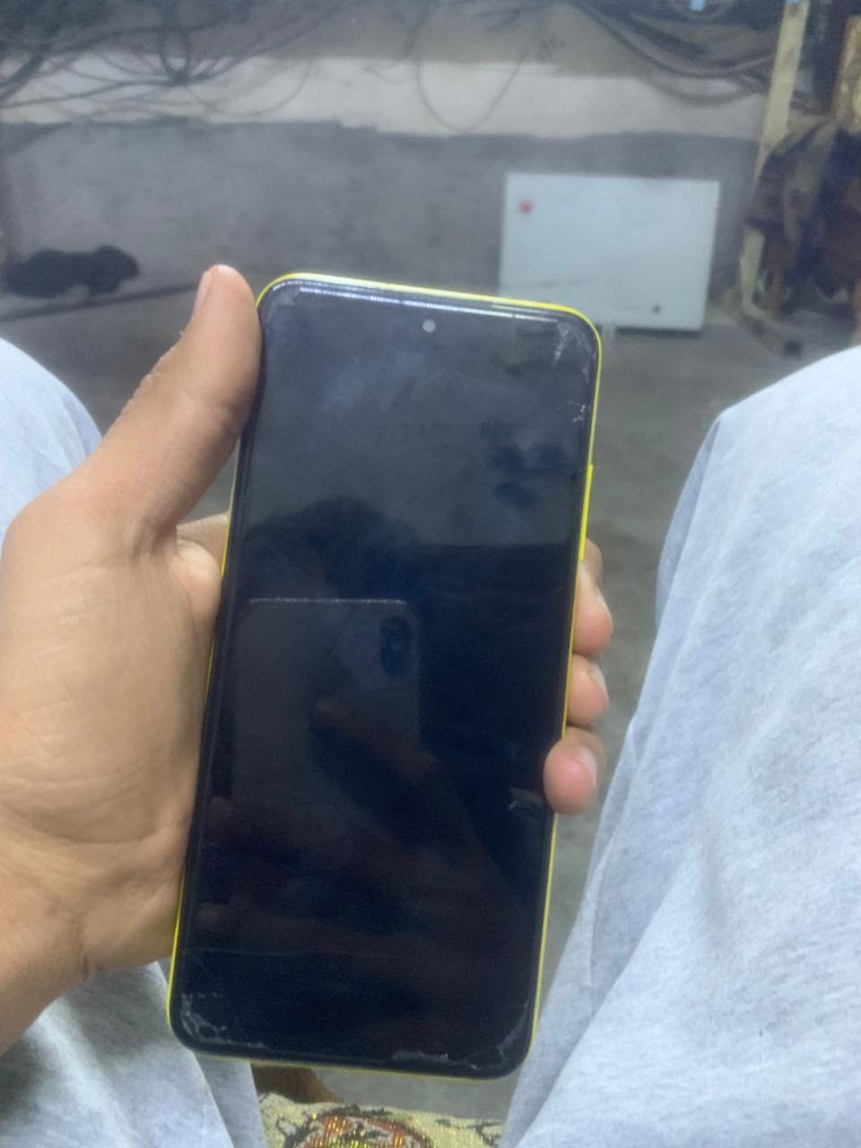 السلام عليكم للمراوس ايفون ٨ بلاص ذاكره ٦٤ بطاريه ١٠٠ مبدله مبدله وجهاز بوكوm3pro5g للمراوس ثنينهم بايفون 11 العندو يتفضل خاص او يتصل عل رقم *********** والسلام عليكم
