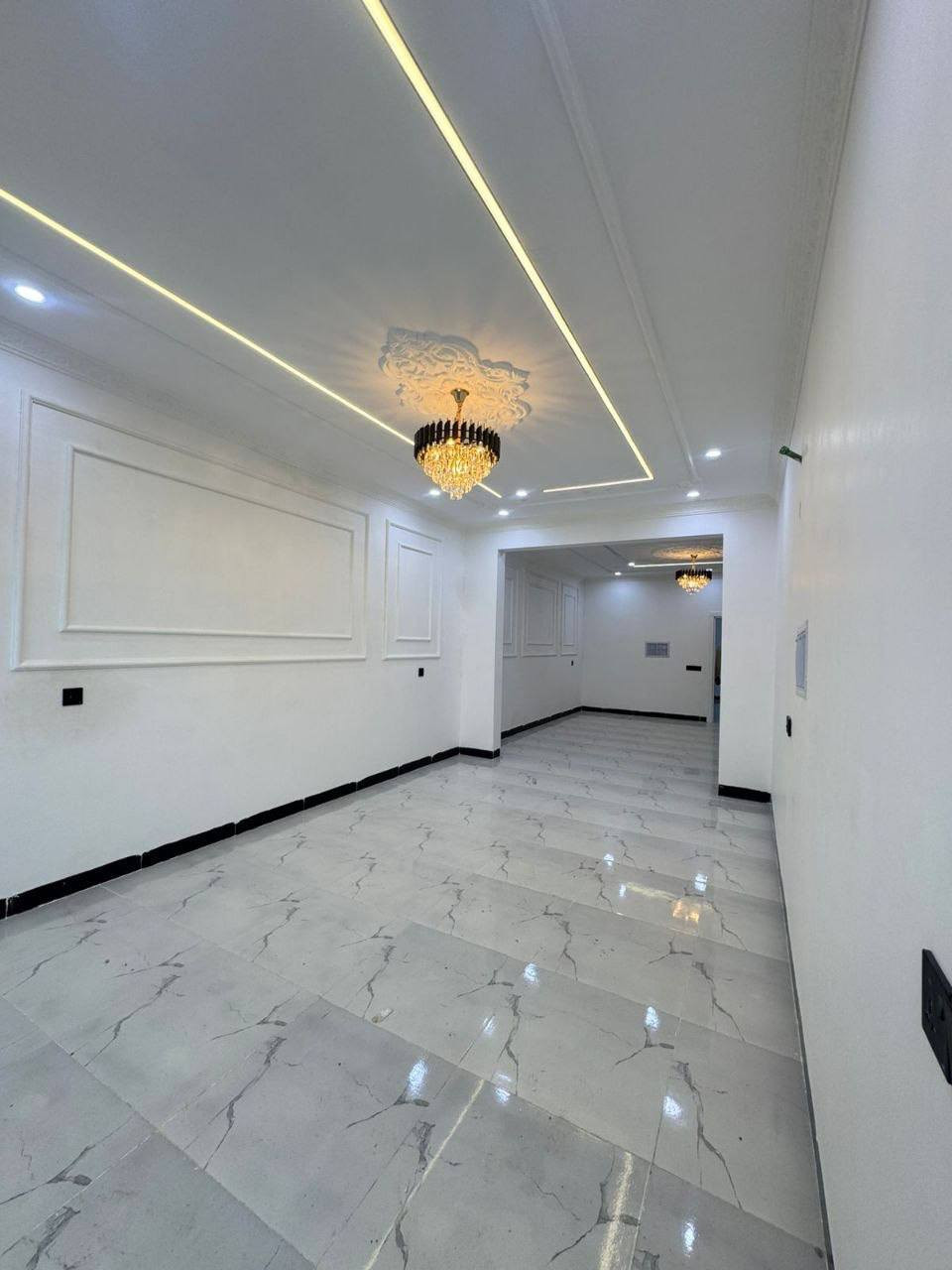 للبيع في اربيل حي 8 حصاروك  
سند طابو يتسجل بإسم اي عراقي
مساحة 125M+125M طابقين 
يتكون من⤵️
➖4غرف نوم 
➖استقبال
➖صاله
➖مطبخ
➖مجموعه صحيات
➖كراج
السعر 6 دفاتر و 60 ورقة فقط 

☎️📞 للاستفسار والتفاصيل:

***********
***********
******
في حال لم يتوافق العقار مع رغبتكم او لم يكن بقدر امكانيتكم زوروا موقعنا على تلكرام 
https://t.me/safarrealstate
