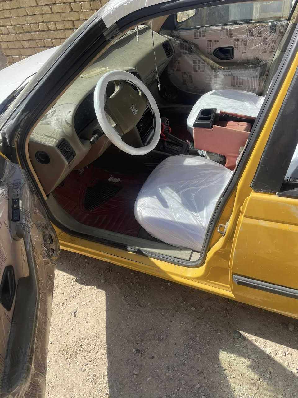 بيجو لميس ٢٠١٠ للبيع كير ومحرك ياباني تحويل شوكت متريد صدر بجيس مكان عبيدي السعر ٢٢     ***********
