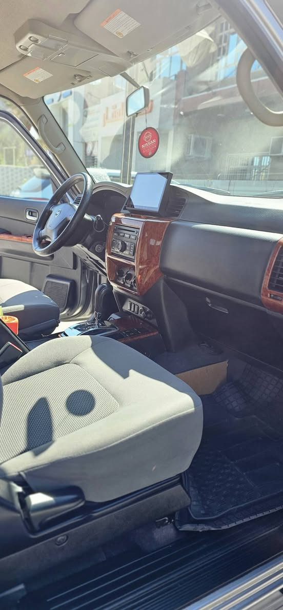 نيسان باترول سوبر سفاري
كفالة عامة ، ماشية ٧٧ فقط .
موديل ٢٠١٩ خليجي
بغداد 
للاستفسار ***********
