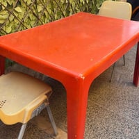 غرناطة • بلاستك • ٤ كراسي