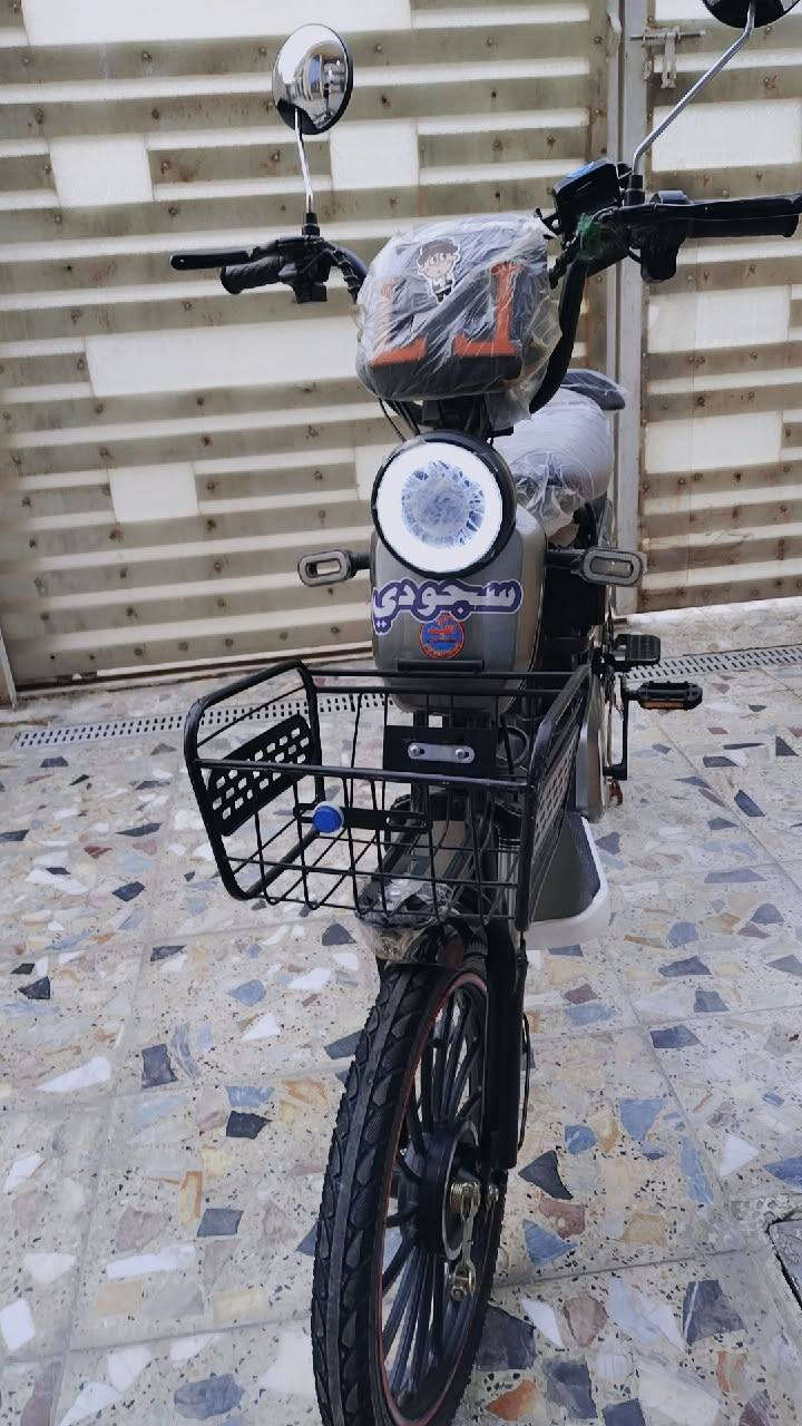 السلام عليكم دراجة شحن البيع حجم ٢٠ وسماعه بلوتوث وبصمة تمشي  ٦٠ كيلو السرعه ٩٩ لايت زنون موديل ٢٠٢٤  قفل تاير خلفي بيهة
والسعر ٣٠٠
الموقع بغداد الشعب 
اي استفسارات موجود مازنجر 🛵✅


**إذا كنت صاحب هذا الإعلان وتريد حذفه لأي سبب، رجاءا أرسل رسالة إلى الدعم الفني**