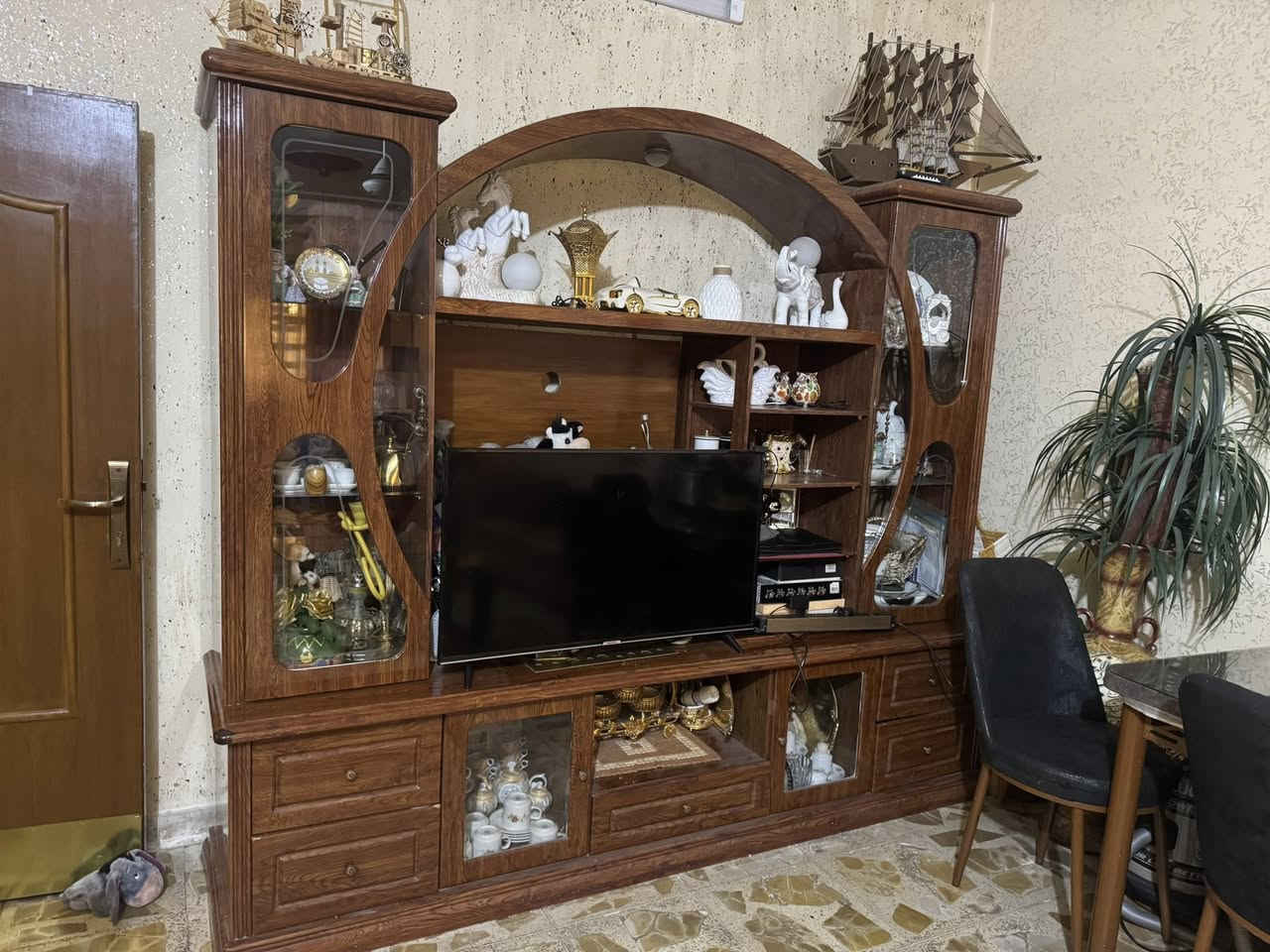 للبيع غراض بيت مكاني الدوره والسعر خاص


**إذا كنت صاحب هذا الإعلان وتريد حذفه لأي سبب، رجاءا أرسل رسالة إلى الدعم الفني**