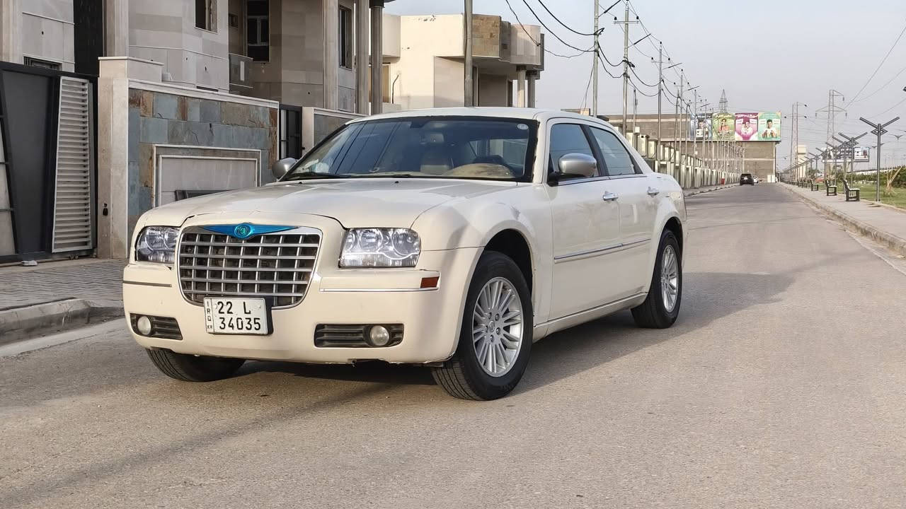 السلام عليكم للبيع اوبامه 2010 اصل رقم  اربيل ب اسمي تحويل ثانيه يوم سنويه لل27 وهزه جديده حادث السياره موضح بالصور سياره جاهزه مكينه كير اكسل حداديه تخم تاير كله جديدالسعر الاتصال على الرقم ***********.
