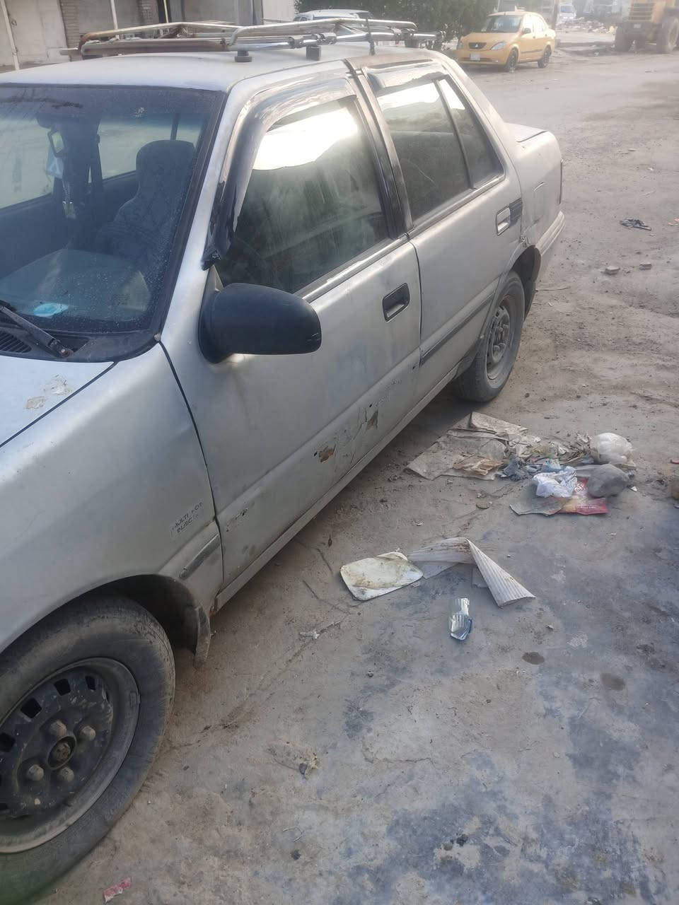 هونداي اكسل للبيع موديل 94 سنويه جديده وهزه جديده وبسمي صدرجديد تخم تايرجديد تبريد شغال السعر28مكان بغداد الامين رقم التليفون ***********
