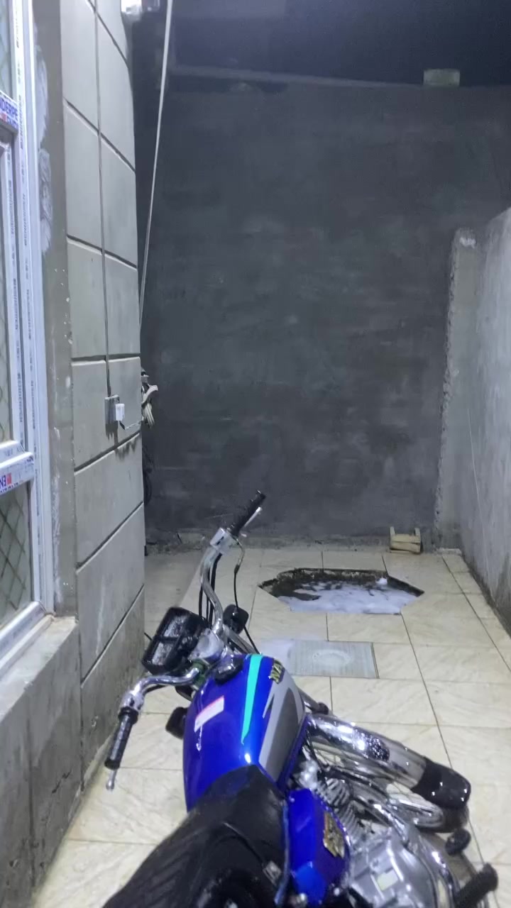 سلام عليكم نامه شلامجه 25شاصي 20 درجه تفيلس بس  لسعر خاص ما متواجد فيس رقم لهاتف ***********
