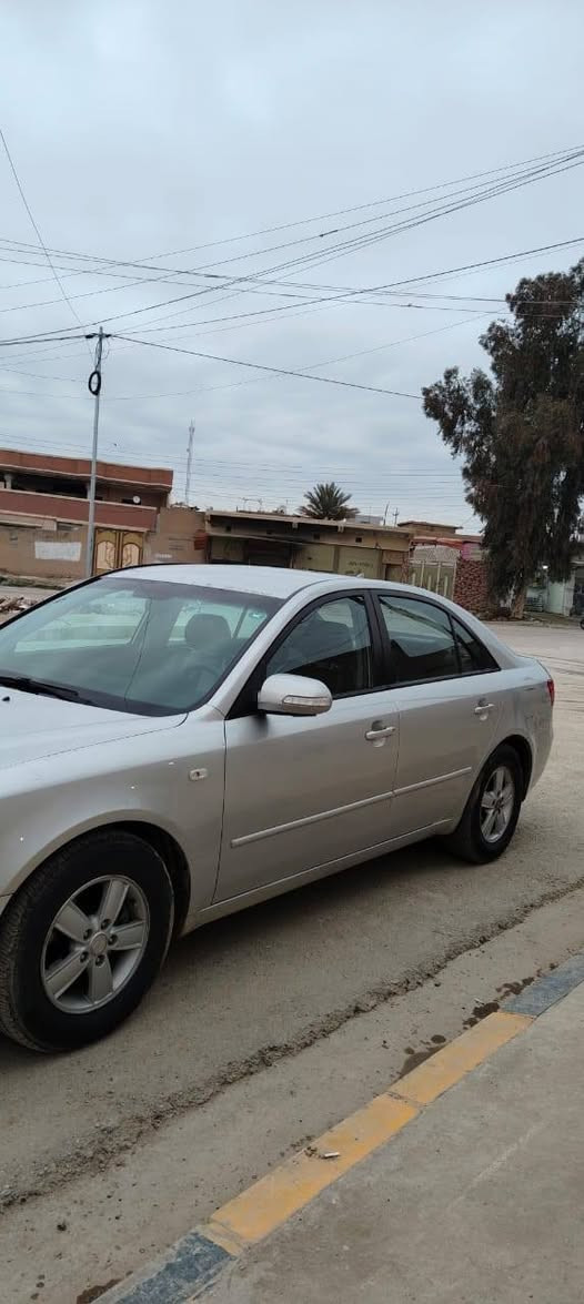 سلام عليكم 
سوناتا للبيع 
موديل 2009 
وارد كوري قطعتين صبغ رش بدون دواخل
سيارة باسمي شرط تحويل مجدد لحد 2031
كاربون بانزين موجود السعر والاستفسار اتصال على الرقم هاثف 
***********
