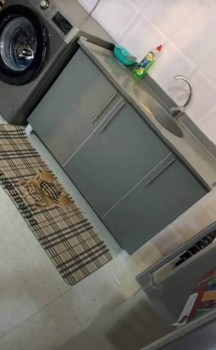 كاونتر MDF خشب مترين ارضي وملحق مع سنك متر و20 مرمر . السعر 250 الف

#خصم بالاسعار لفتره محدودة 
الاستلام على الفحص

يوصل الطلب مطابق للصورة والمواصفات  100% بدون ضرر او خلاف

للمزيد من الاستفسار والحجز مراسلة الصفحة خاص 

https://www.facebook.com/share/1CJdmQyads/


**إذا كنت صاحب هذا الإعلان وتريد حذفه لأي سبب، رجاءا أرسل رسالة إلى الدعم الفني**