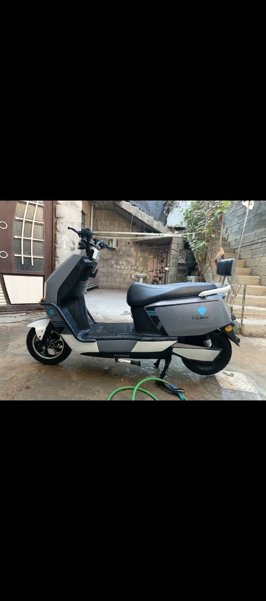 السلام عليكم ماطور سكنس للبيع نضافته مثل مشوفه كدامك كله شغال مابي شي نقص بطارياته تخم كامل جديد ماصارله اقل الشهر سعره 550 اليريده يجي خاص اويتصل عل رقم مكاني السكنيه هذه رقمي ***********
