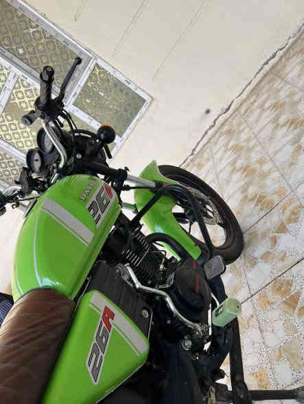 للبيع دايون 23اوراق اصولي وصل معرض دراجه استعمال شهر فقط سعرها 1850الاتصال ***********       ***********
