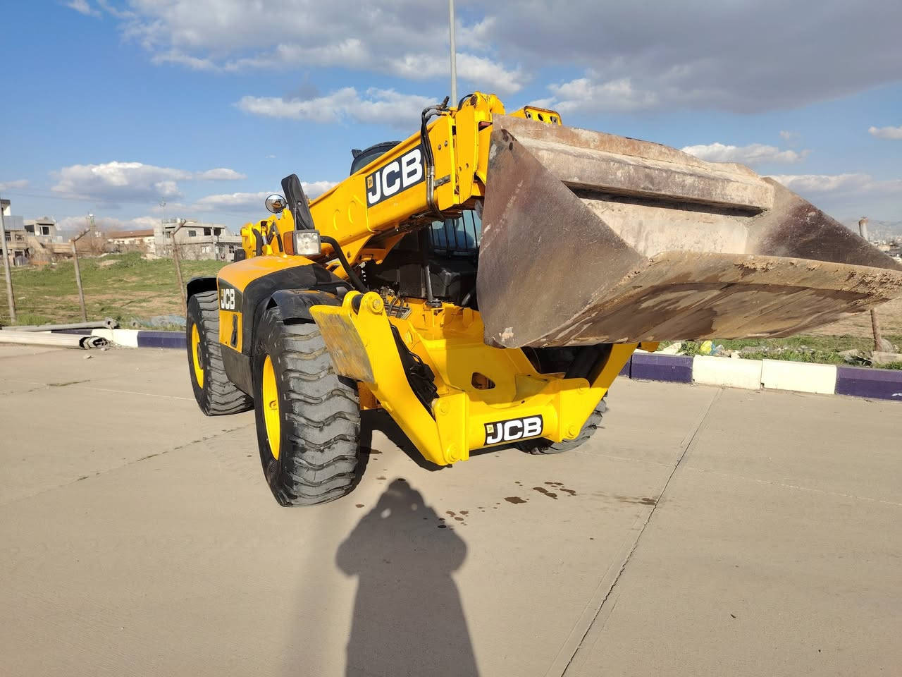 شۆفڵی 12.5 م 2005
سەنەوی تازە تا2031  لە ئیشایە
زۆر تازەو جوان ماوەتەوە
لە سلێمانییە
ژت***********
ژت***********
