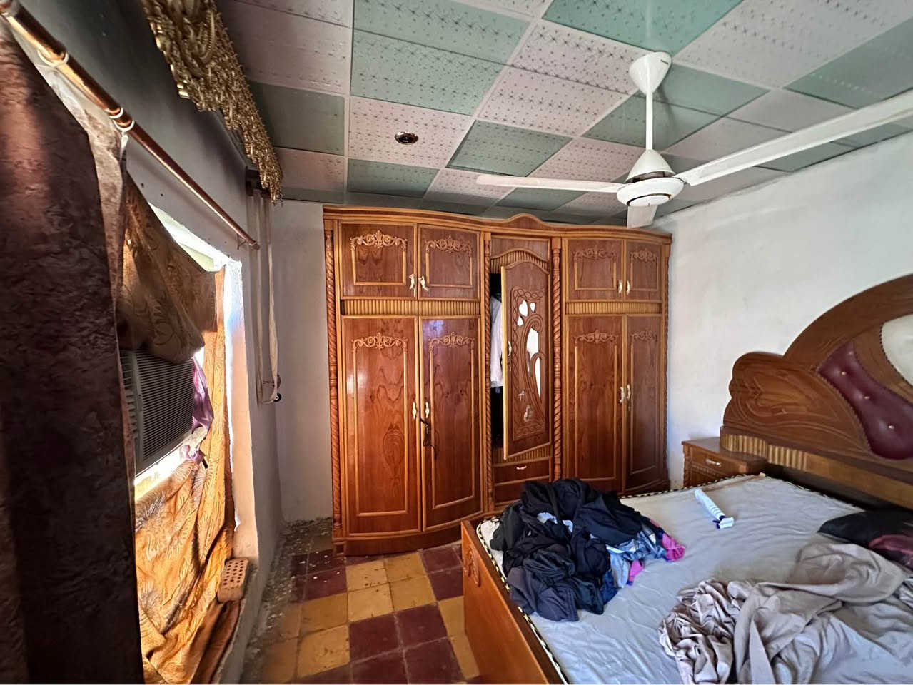 ‎غرفة اخشاب للبيع شغل الحلة تزكام  للاستفسار ***********‎ عمارة, ميسان
