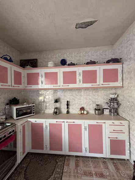 ئەم کەوانتەرە بۆفرۆشتن لە سلێمانیی
زۆر پاکو خاوێنە درێژی 7 مەترە.

بۆ پەیوەندی ***********
