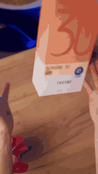 للبيع موبايل Tecno Spark 30 pro
نظيف جدًا، استخدام خفيف
يشتغل تمام بدون أي مشاكل
وياه جميع الملحقات
📍 بغداد - الجادرية 
💰 السعر مناسب  فقط : 180 ألف
للاستفسار عبر الواتس اب: 
***********
