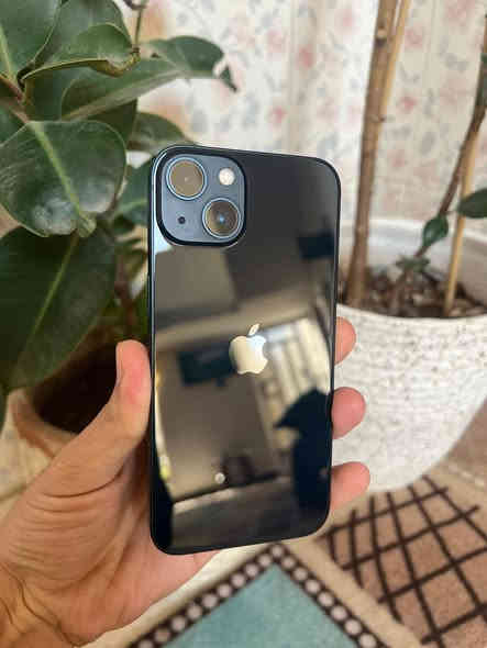 السلام عليكم 
iPhone 13 plus 
بطارية 🔋 100 
جهاز ماستر / AAA 
كامل ملحقات جهاز جديد مستخدم ثلاث اسابيع 
الضمان مالته يخلص بعد ١٠ اشهر اعتقد بل ضبط 2026/9/26 
كامل ملحقات كارتونتة وشاحنتة الاصلية  ووياه كفر ماك سيف 
بدون اي خلل تجي ولا بياع ولا شراي تجي تاخذة من باب البيت 
الجهاز جديد بمعنى الكلمة ومستخدم اسبوعين او تلاثة 
***********
