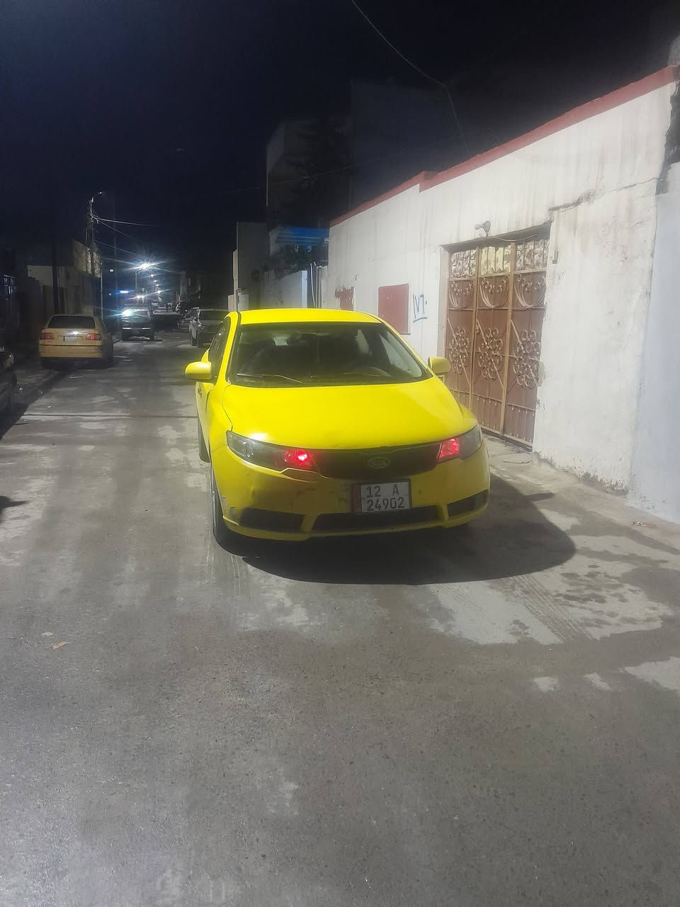 كيا فورتي 2010 رقم نينوى مسطره
ضرر قبق الصندوق تبديل الاصلي وتلقيطات تكسي 
محرك معمر جديد
كير شرط
طخم جديد 
كاربون بيها 
بطاريه جديده
تواير قبل شهر شادهن
هيئه وغرامات صفر
السعر ٨٥ وبيها مجال 
وترهم مراوس
***********
جاسم برجس الراشدي
