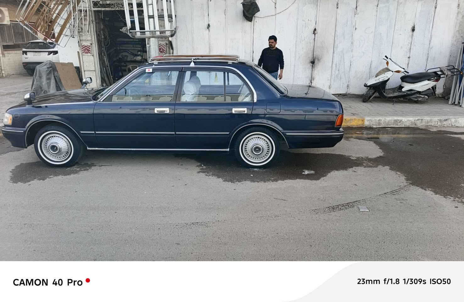 ***********سلام عليكم تويوتا كراون للبيع السعر ١٢ للبيع بلاديه بدون صبغ المكان بغداد حي العامل
