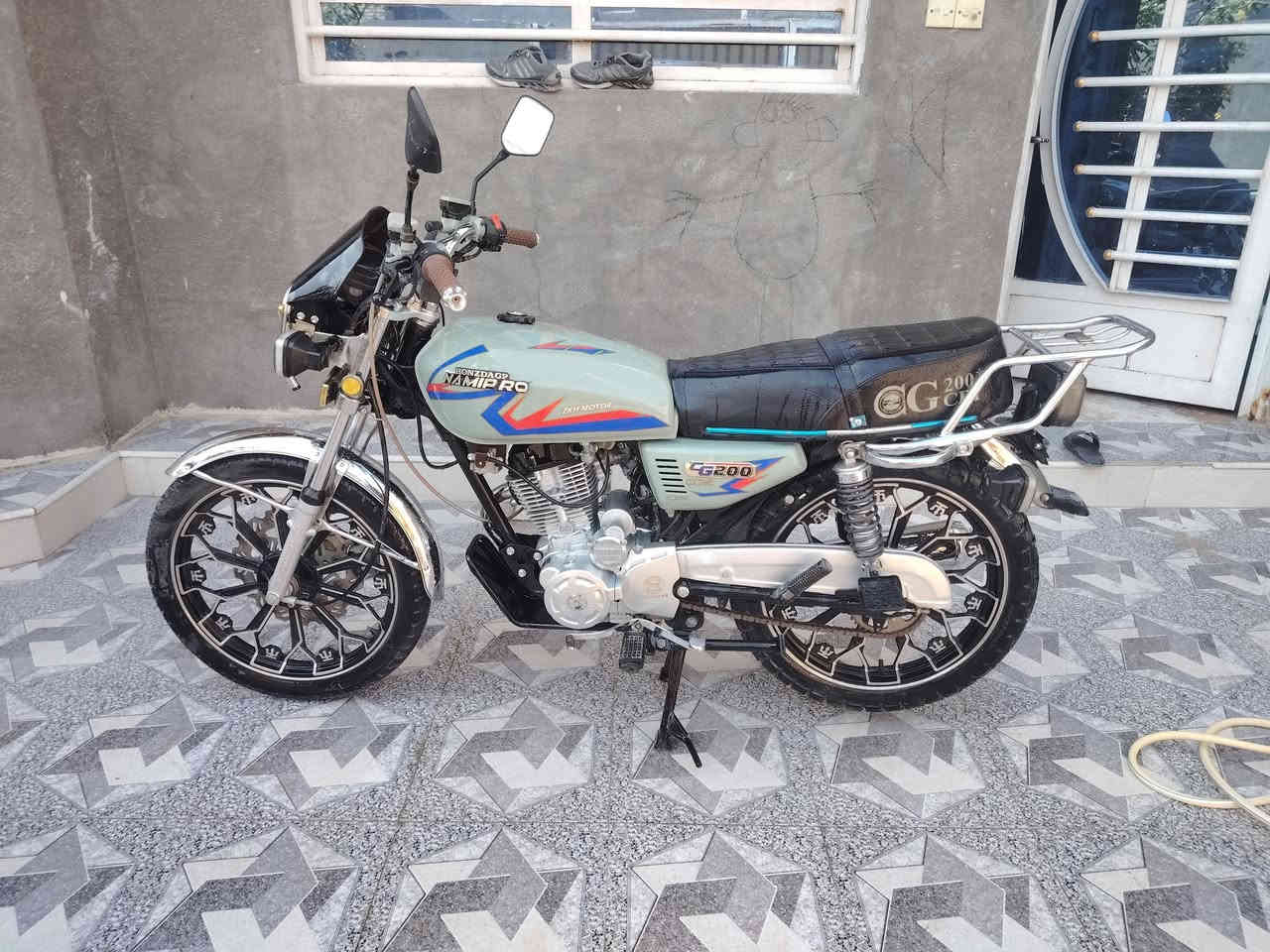 سلام عليكم دراجه 2025دراجه فول نضافه خير من الله اوراق كامل عنوان بابل حله سيف سعد شارع 30
سعر 800بيه مجال شي قليل 
***********
