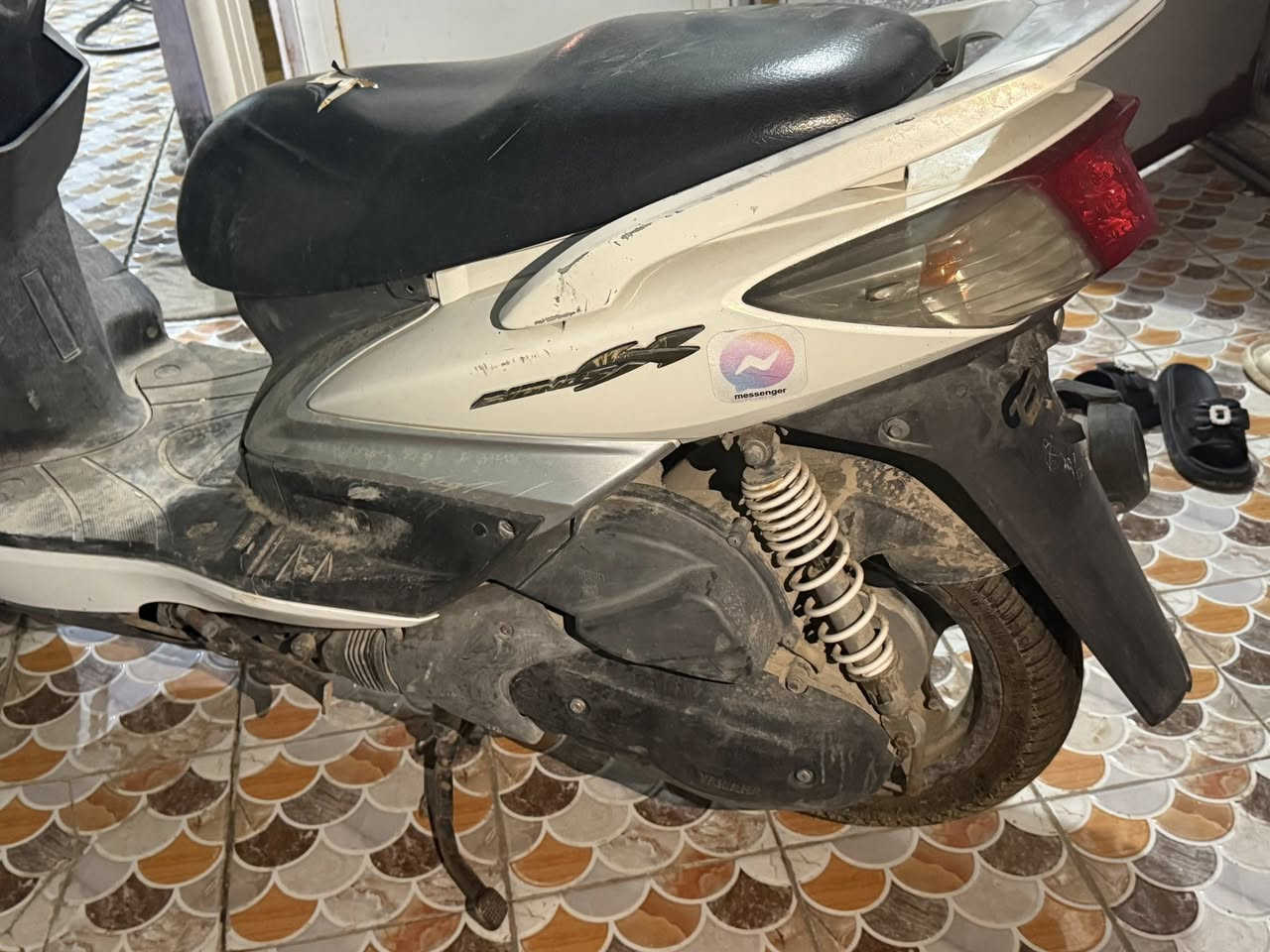 دراجه البيع. سكنس. فحل  وراق كامل  دراجه نوزل كفرات كله نضيفه ختم واحد بيه شغله صغير وماعرف دراجه بيه عطل بسيط ما عندي مجال وديه  الله يشهداء. دراجه بلاديه محرك ما مفتوح ابد   سعر  ٧٠٠ بيه مجال رقم ***********/***********
