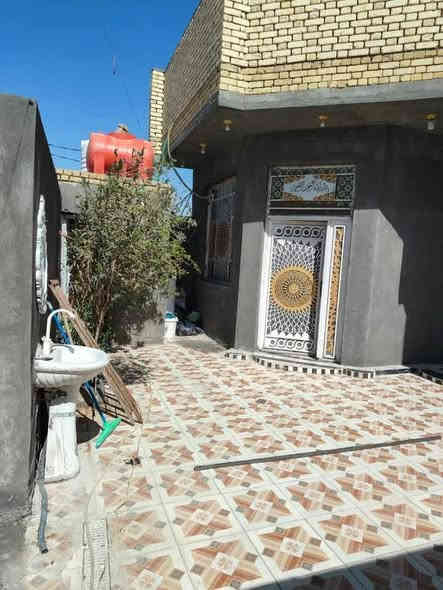 يوجد لدينا دار سكن للبيع ٢٠٠م حي الفداء حي الكرامه بناء حديث مسلح السعر ١٤٥مليون مع المجال للاستفسار الاتصال على الرقم ***********
