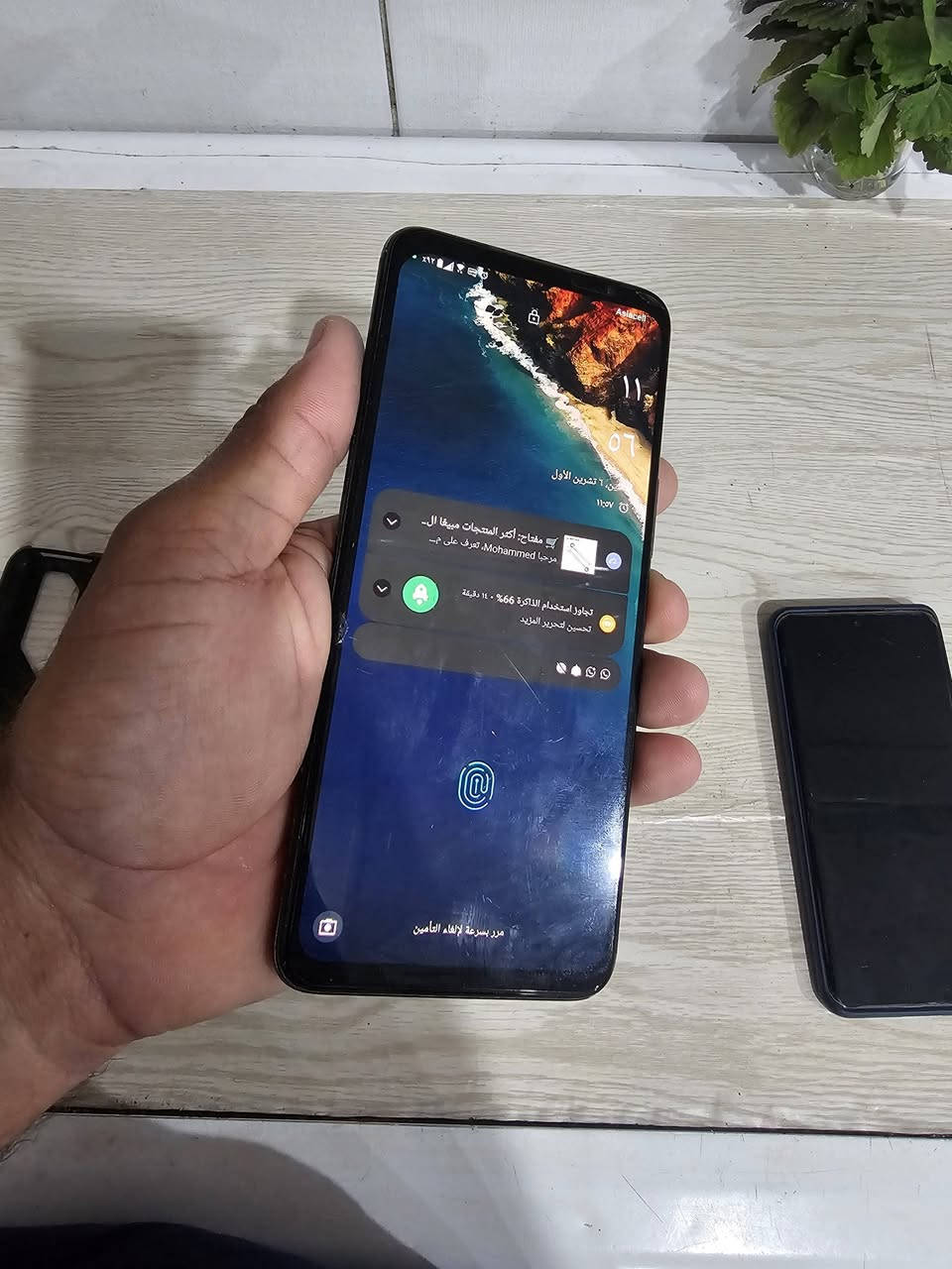 روك فون ٥ جهاز مخصص للألعاب 
يدعم شريحتين اتصال وبصمه مدمجه بشاشه 
رام ٨ وذاكره ١٢٨ 
يدعم ببجي ٩٠  فريم حقيقي 
سلس كلش وسريع بتصفح والالعاب 
يدعم منفذين للشحن
 بسماعات ستيريو وصوت قوي 
شاشه ١٤٤ هرتز 
الجهاز مفتوح مبدل فقط فلاتت شحن ببلاديه جهاز اخر 
الباقي بدون عيب 
فقط جهاز بدون ملحقات 
اربيل كاريزان قرب سوق  المناره 
سعر ٢٠٠ الف مجاله بسيط جدا 
او مراوس حسب القناعه


**إذا كنت صاحب هذا الإعلان وتريد حذفه لأي سبب، رجاءا أرسل رسالة إلى الدعم الفني**