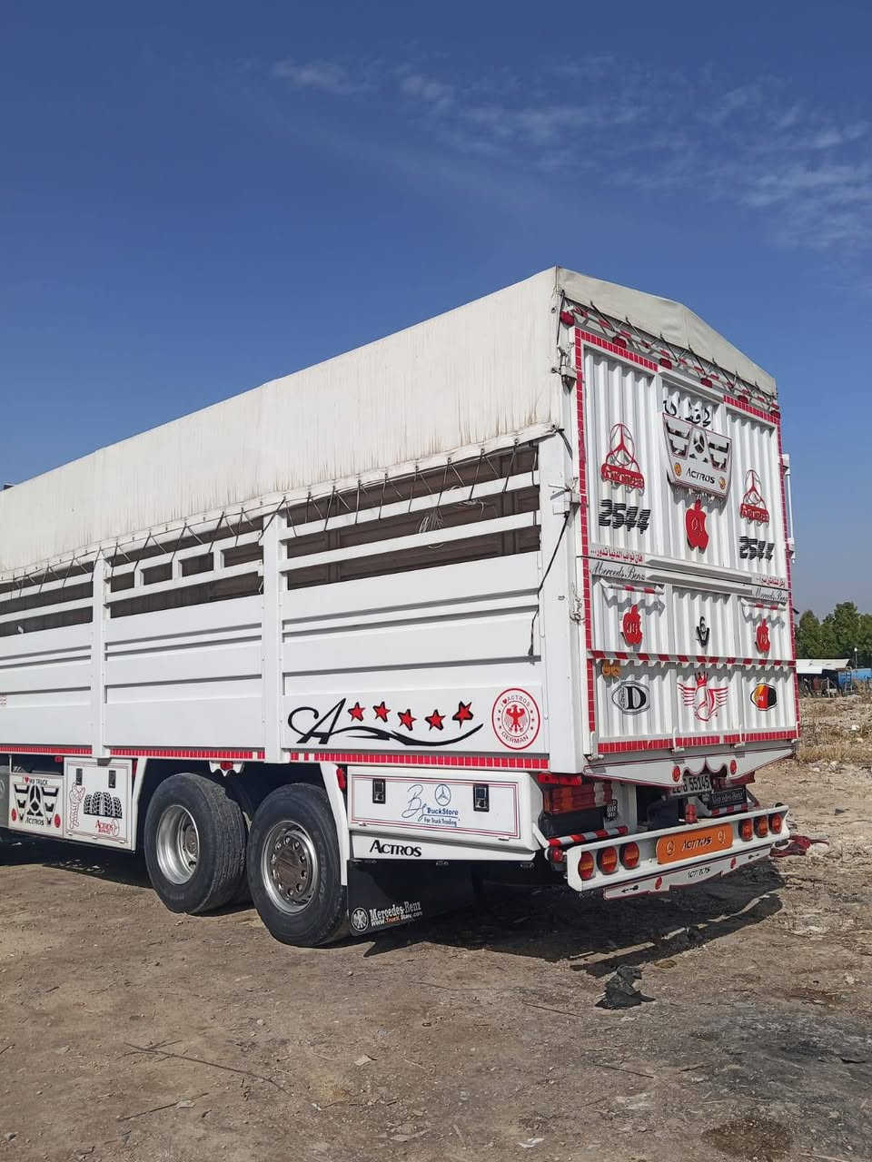 السلام عليكم بدي البيع ارتفاعه 265
وطوله 47 وعرضه 262 فوت بريص 450 رتفاع 265

الاتصال على الرقم  //***********//***********
