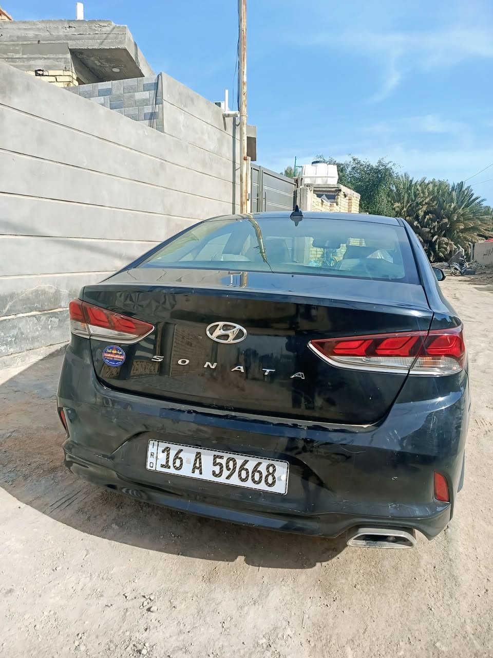 السلام عليكم 
#هونداي_سوناته موديل 18 امريكيه

#تفاصيل

تحكم ستيرن 

مكينه و كير نضيفات محرك 2400

ردارات

كامره خلفيه

هاند بريدك بصمه

تشغيل بصمه

تبريد شغاله

لايت زنون 

حساسات خلفيه

وبعد بيه مواصفات السياره نضيف بمعنى الكلمه حادثه امبدل باب بامريكه و حادثه بالعراق بس الهلا مال الجاملغ لي بجه الباب الخلفي بارد و الباقي كفاله 

الاستفسار اكثر اتصال ع الرقم
***********
‏‪***********‬‏
